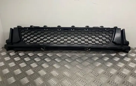 Jaguar XE Front bumper lower grill GX7M17H750AA GX7M17H750