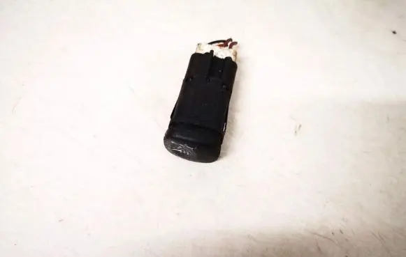 Fog light switch