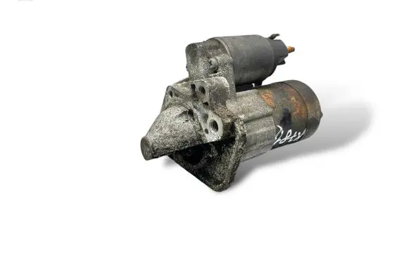 Renault Megane II Starter motor M0000T87881 8200584675A