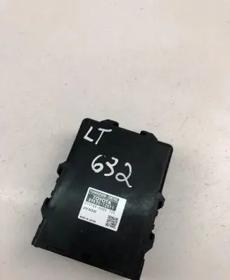 Toyota Auris 150 Other control units/modules 8953512011