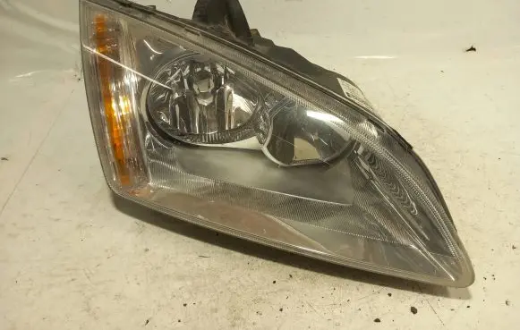 Ford Focus Headlight/headlamp 4M5113099AD
