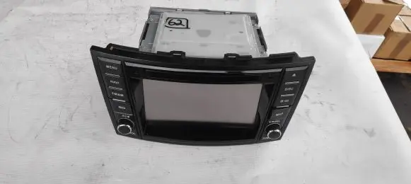 Suzuki Swift II Radio/CD/DVD/GPS head unit INT-SUSWIF