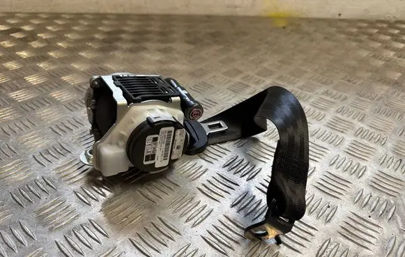 Audi A6 S6 C8 4K Rear seatbelt 81A857737 3106891AB