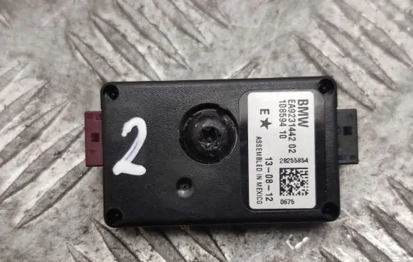BMW 3 F30 F35 F31 Aerial antenna filter 9231442