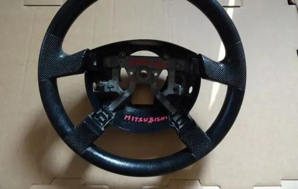 Mitsubishi Space Star Steering wheel