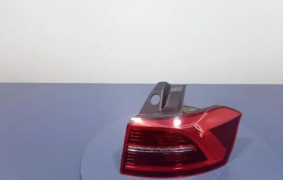Volkswagen PASSAT B7 USA Rear/tail lights 3G9945208K