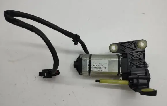 BMW 7 F01 F02 F03 F04 Steering column adjust motor P10784701 20080910 020176