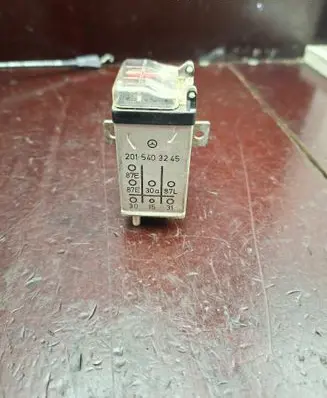 Mercedes-Benz E W124 Other relay 2015403245 87E3087L