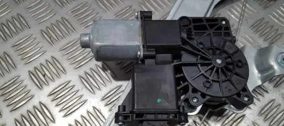 Opel Mokka Rear door window regulator motor 98920SUV20 98920-SUV20