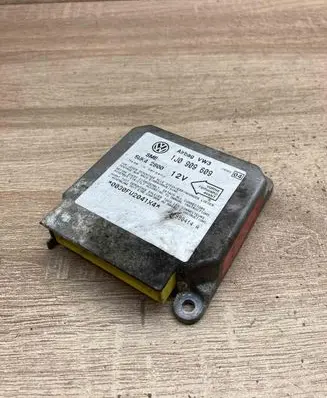 Volkswagen Golf IV Airbag control unit/module 1J0909609 5WK42800 USED