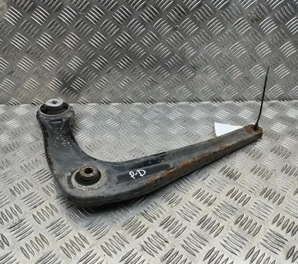 Opel Vivaro Front lower control arm/wishbone 9816863580