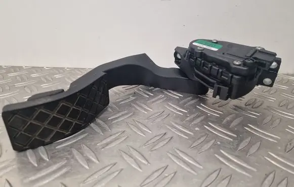 Audi A8 S8 D2 4D Accelerator throttle pedal 4E1723523E