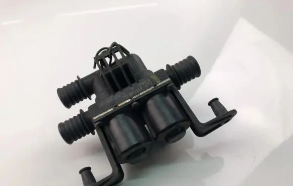 BMW 5 E60 E61 Coolant heater 6931708