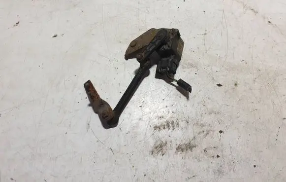 Volvo XC70 Rear air suspension level height sensor 7G9N5A955AA 20080320