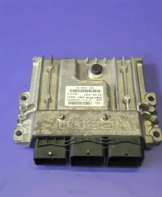 Ford Mondeo MK IV Engine control unit/module BG9112A650RC 28284374 97RI010012