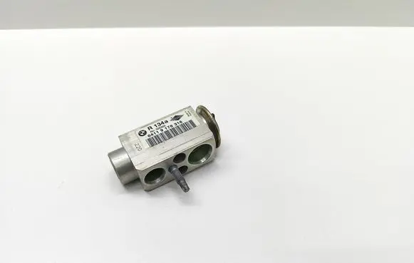 BMW 5 E60 E61 Air conditioning (A/C) expansion valve 9178316 64119178316