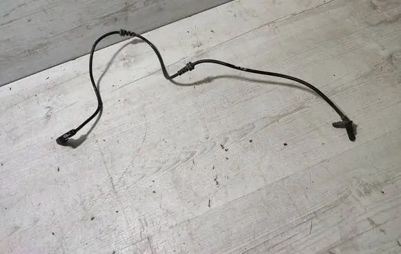 Mercedes-Benz GLK (X204) ABS brake wheel speed sensor 2105407681
