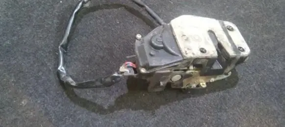 Mazda 626 Rear door lock