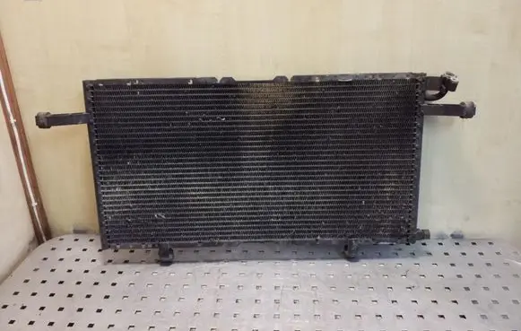 A/C cooling radiator (condenser)