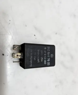 Mercedes-Benz Vario Other relay 0025457805 898553000
