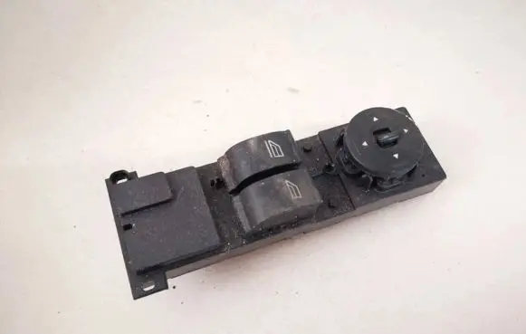 Ford Focus Electric window control switch 3m5t14529cf