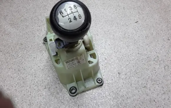 Alfa Romeo 159 Gear shifter/selector 55349272