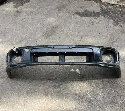 Subaru Impreza I Front bumper 57704FE301