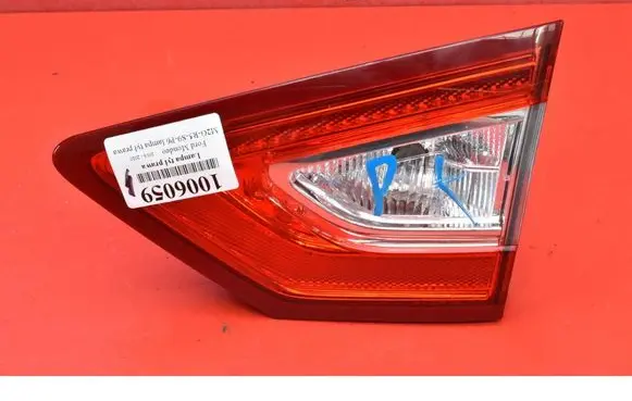 Ford Mondeo MK I Rear/tail lights DS73-13A602-JE