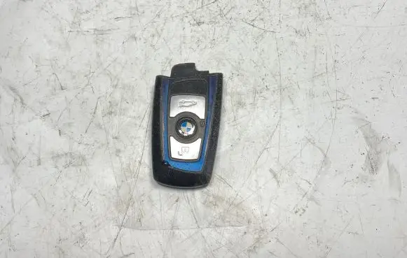 BMW 3 F30 F35 F31 Ignition key/card 8053869 66128053869 66122230341