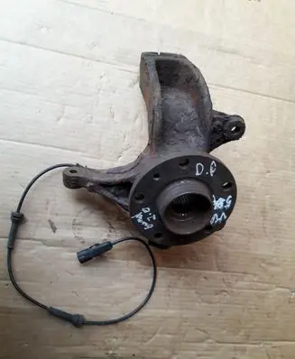 Renault Scenic II - Grand scenic II Front wheel hub