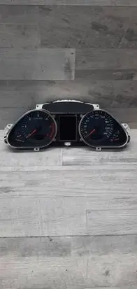 Audi Q7 4L Speedometer (instrument cluster) 503000737601