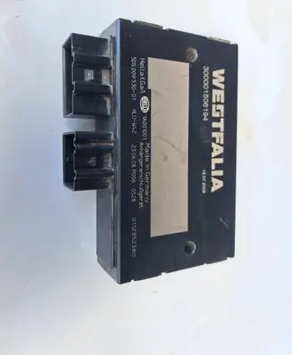 Audi A4 S4 B8 8K Tow bar trailer control unit/module 5DS00953001 61909L00008 1009S600S09