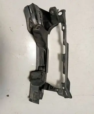 Jaguar I-Pace Front bumper mounting bracket J9D315267A