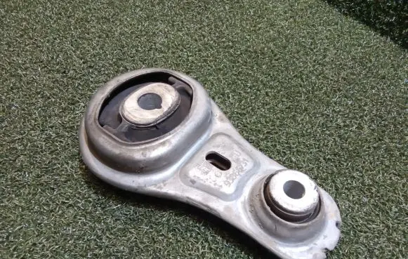 Fiat Talento Engine mount bracket 112388746R 93866731