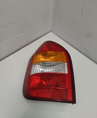 Opel Zafira A Rear/tail lights 62280
