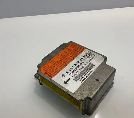 Mercedes-Benz CLS C219 Airbag control unit/module A2118209485 D6V4H12AEV0 500408120476