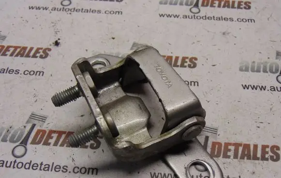 Toyota Corolla Verso E121 Rear door upper hinge