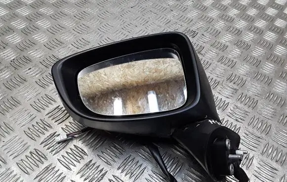 Mazda 6 Front door electric wing mirror E4024038