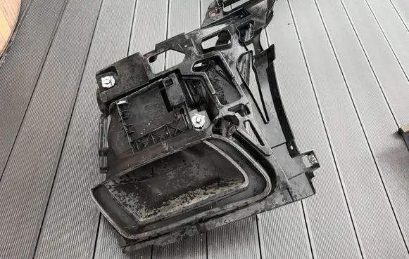 Porsche 992 Rear bumper mounting bracket 992807606A 992129408A 992145727