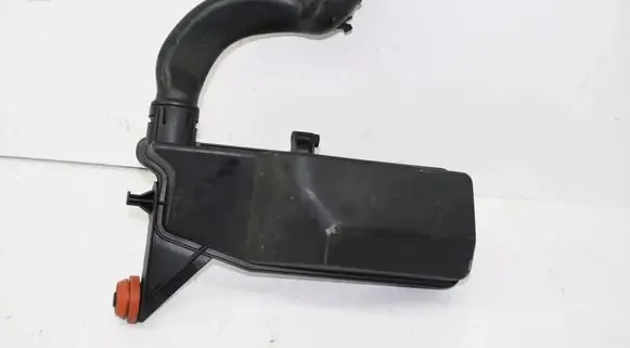 BMW X7 G07 Intake resonator 8575040