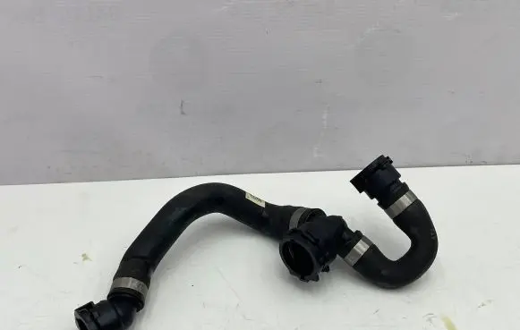BMW 4 F36 Gran coupe Engine coolant pipe/hose 8616531 14837810