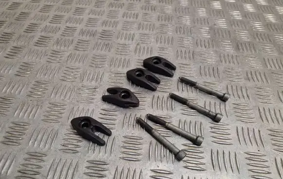 Fuel Injector clamp holder
