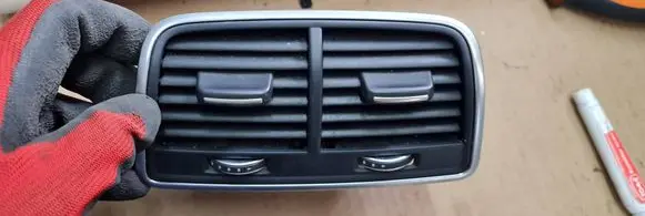 Audi A6 S6 C7 4G Rear air vent grill 4G0819203 9026000