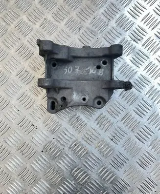 Peugeot 207 Generator/alternator bracket 9637349380
