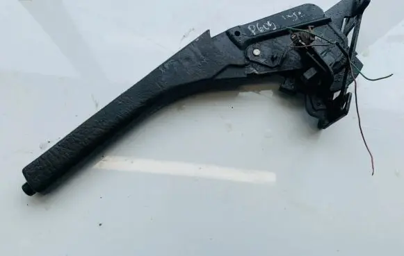 Peugeot 605 Handbrake/parking brake lever assembly