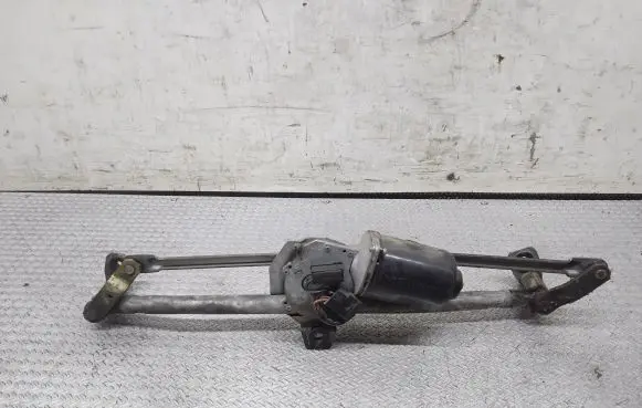 Volkswagen New Beetle Front wiper linkage and motor 1C1955023A