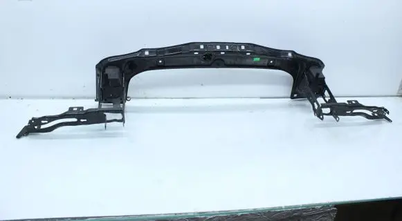 Top upper radiator support slam panel