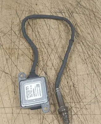 Mercedes-Benz C W205 Lambda probe sensor A0009058511