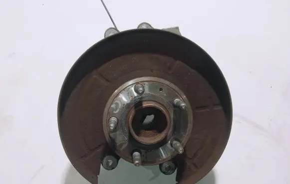 Opel Insignia A Rear wheel hub