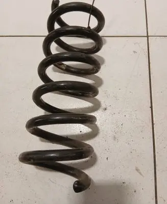 Volkswagen Touareg II Front coil spring Nocode